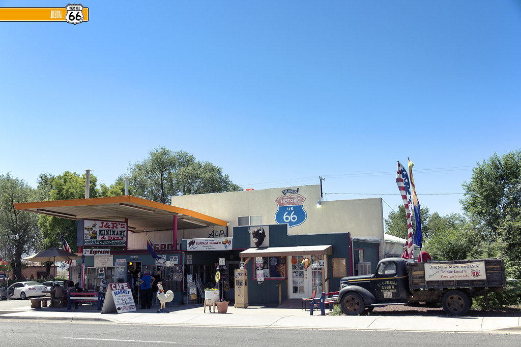 J&R's Mini Mart and Cafe. SELIGMAN, AZ WWW.VIVELARUTA66.CO… Flickr