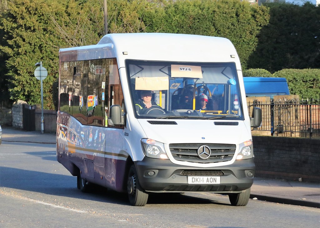 BEDFORD BOROUGH COUNCIL DK14AON BEDFORD 20170306 John Jackson Flickr