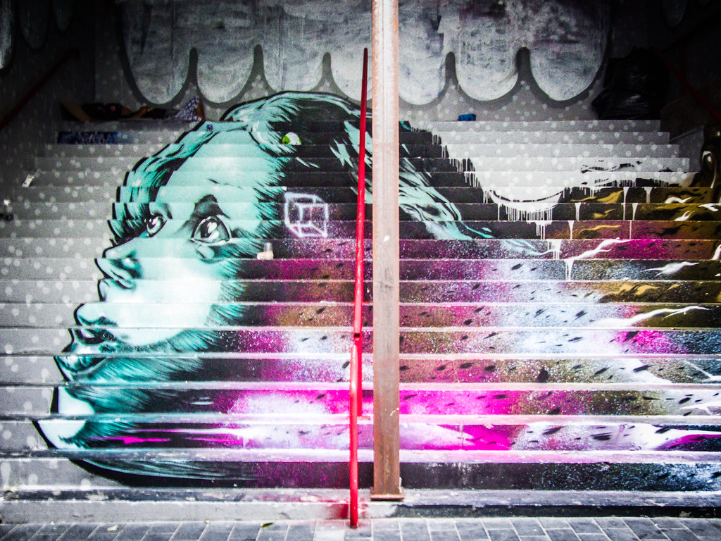 Graffiti on Elliot St, Auckland, New Zealand Auckland, New… Flickr