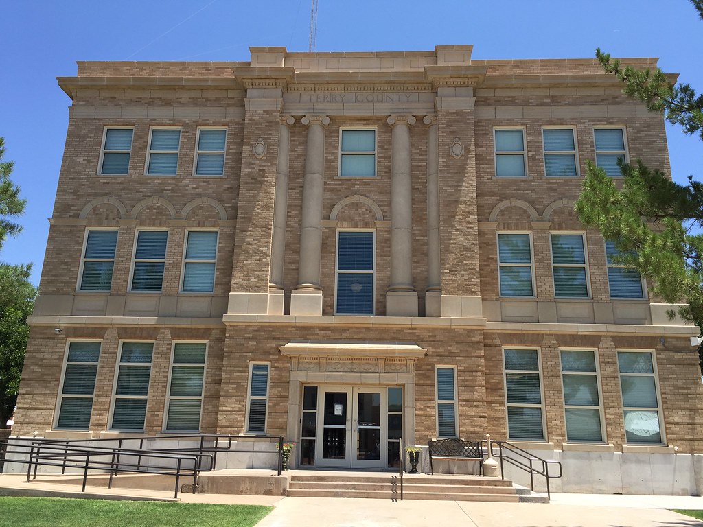 The Terry County Courthouse (Brownfield, Texas) The Terry … Flickr