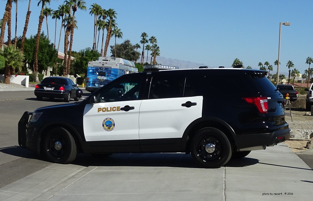 Long Beach CA Police Ford Police Interceptor Utility (1)… Flickr