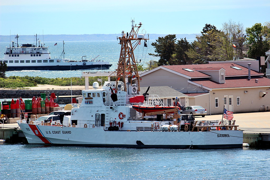 USCGC Sanibel (WPB 1312) Taken at Woods Hole, Massachusett… Flickr