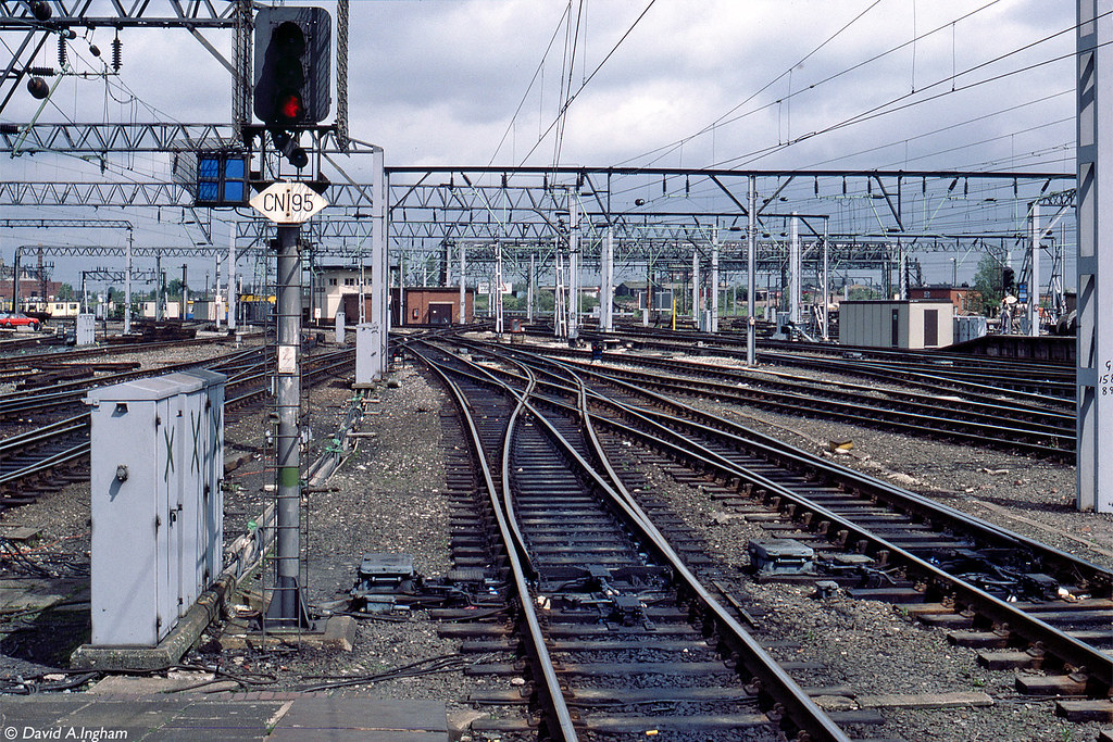 Crewe North Junction Crewe North Junction signal box CN195… Flickr