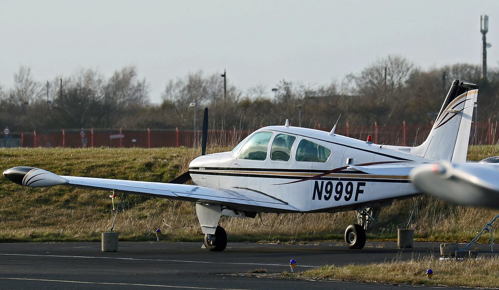 N999F BEECH F33 BONANZA NEWCASTLE AIRPORT peter Flickr
