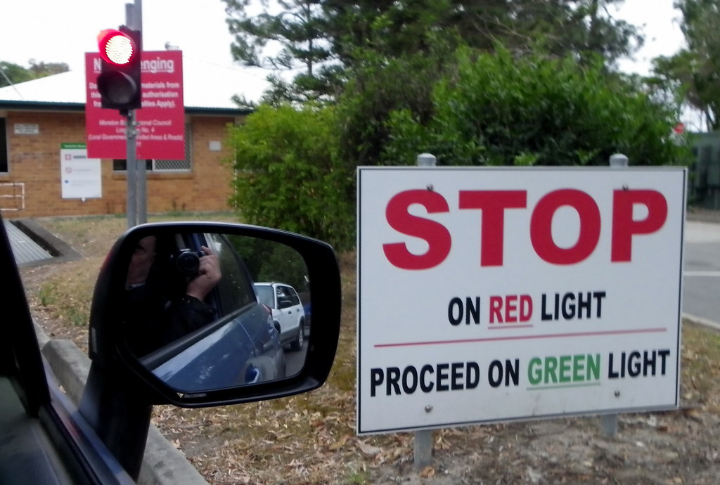 finally,traffic lights explained bertknot Flickr