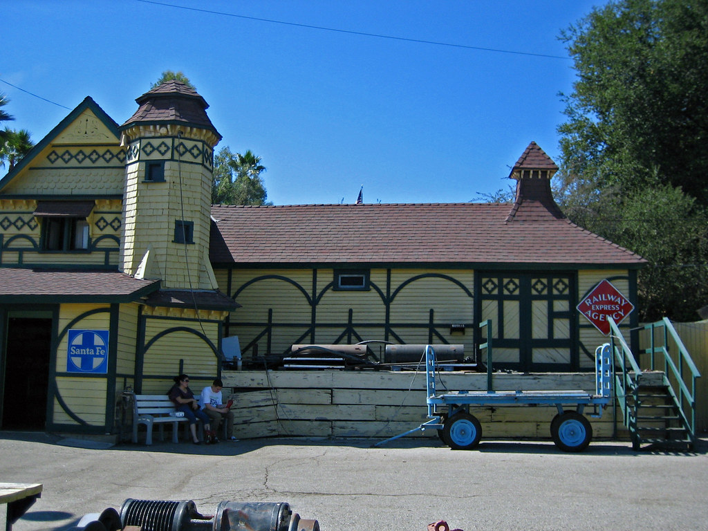 Santa Fe Arcadia Depot On Display At The RailGiants Train Museum In Pomona a photo on Flickriver