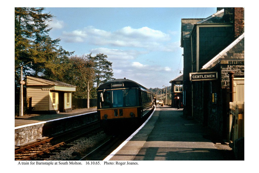 South Molton. Train for Barnstaple. 16.10.65 Roger Joanes Flickr