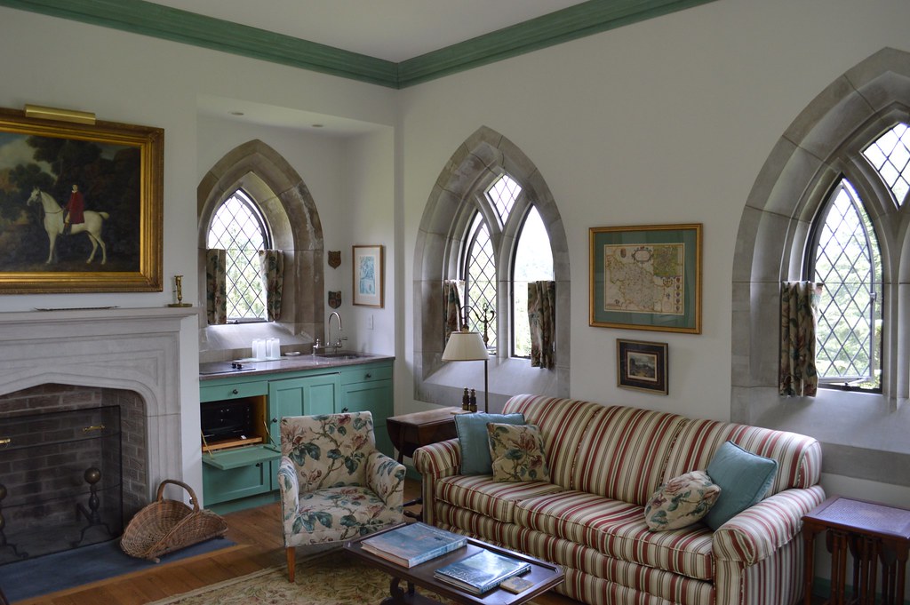 Milbourne Estate Milbourne Estate, one of the private prop… Flickr