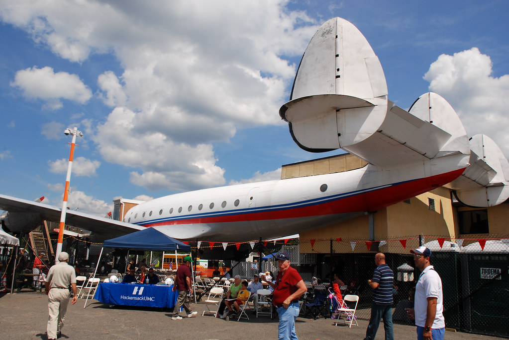 Greenwood Lake Airport Pilot Lounge Once a Lockheed Conste… Flickr