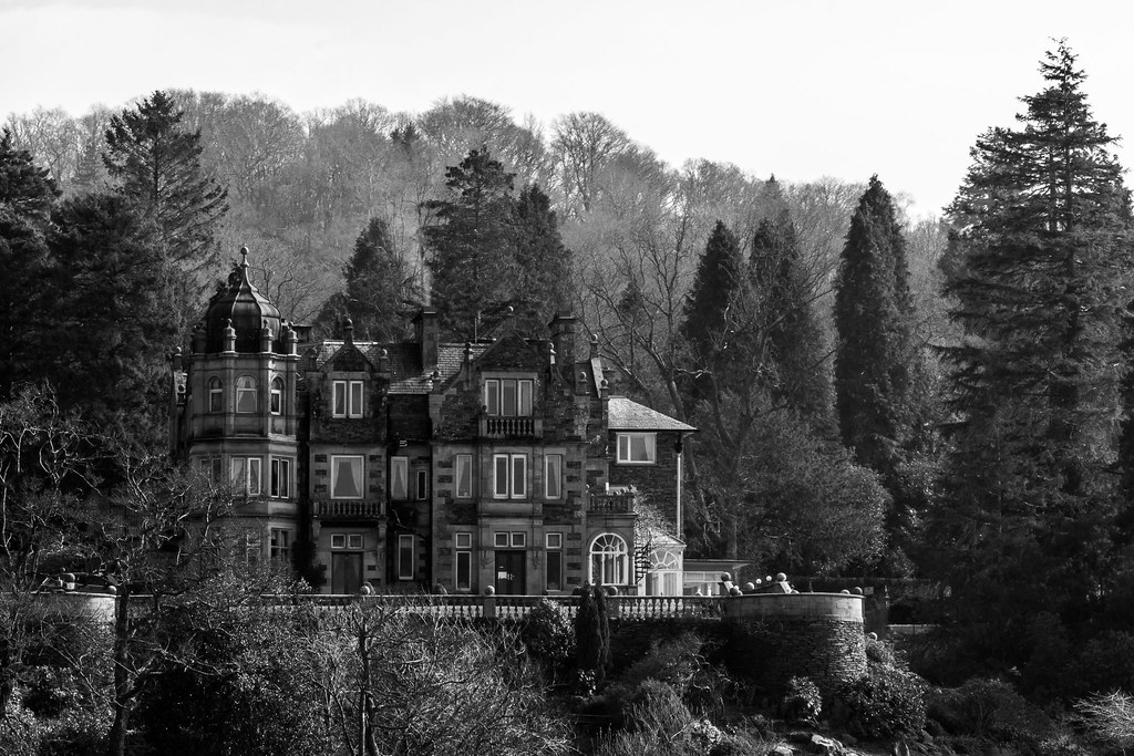 The House On The Hill, Bowness On Windermere BW Brian Curry Flickr