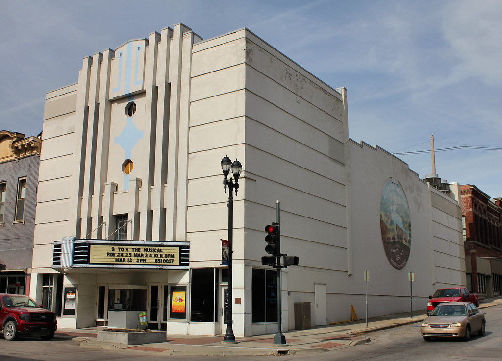 Leavenworth Theater Leavenworth, KS Designed in the Art … Flickr