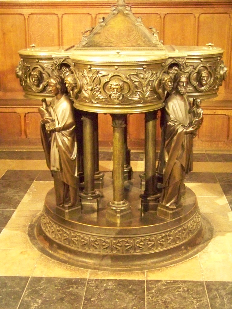 Notre Dame Baptismal Font Notre Dame, Paris Rodney Flickr