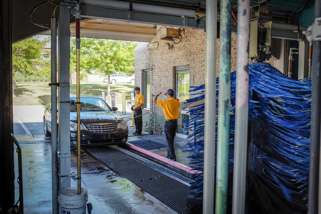 SS33 Lighthouse Express Car Wash Lawrenceville Lighthouse Express