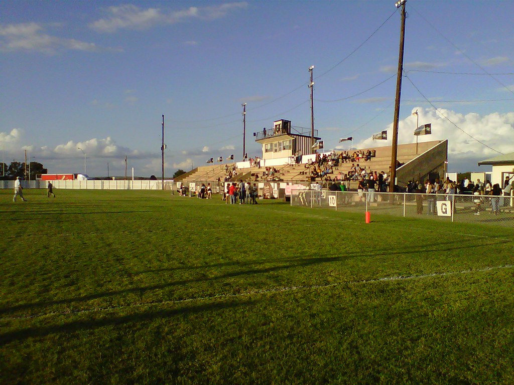 2010 HSF Wk 05 Memphis (TX) v. White Deer (TX) HS Football Flickr
