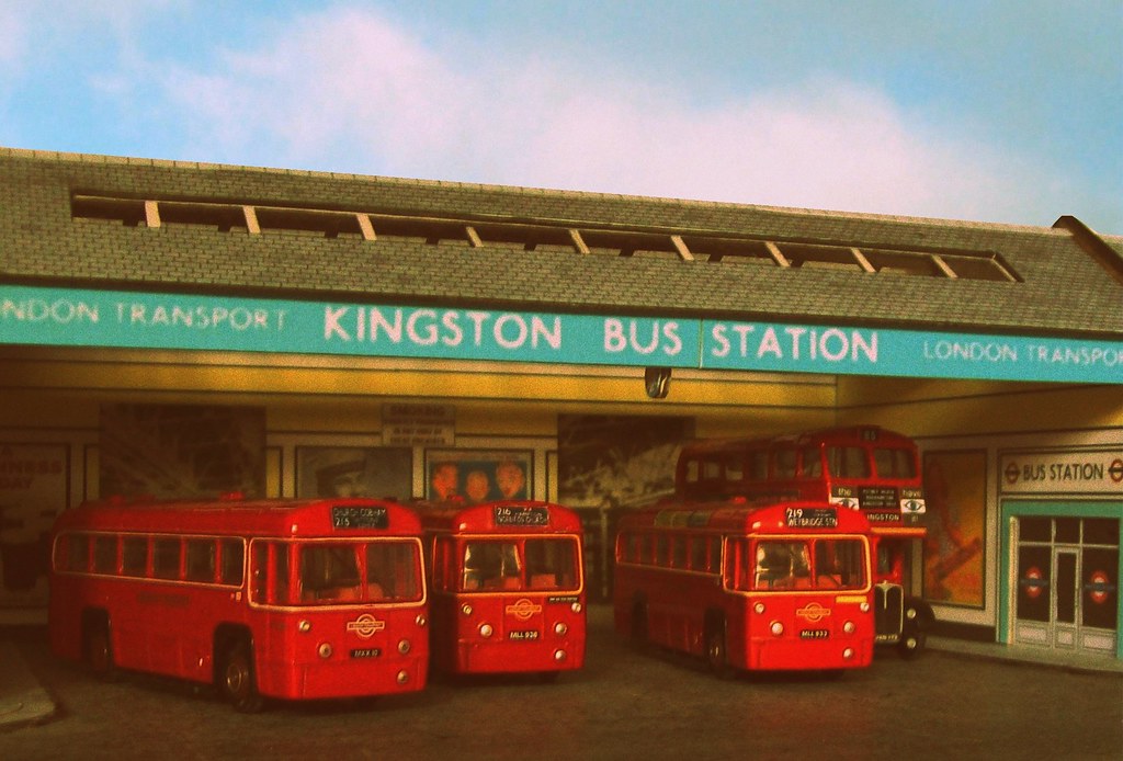 Kingston bus station Kingston in the seventies, RFs in the… Flickr