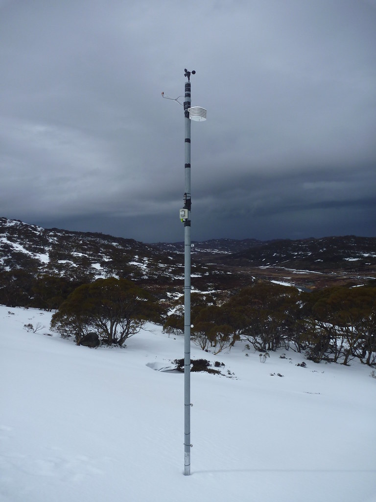 Spencers Creek snow depth station Snow depth station at Sp… Flickr