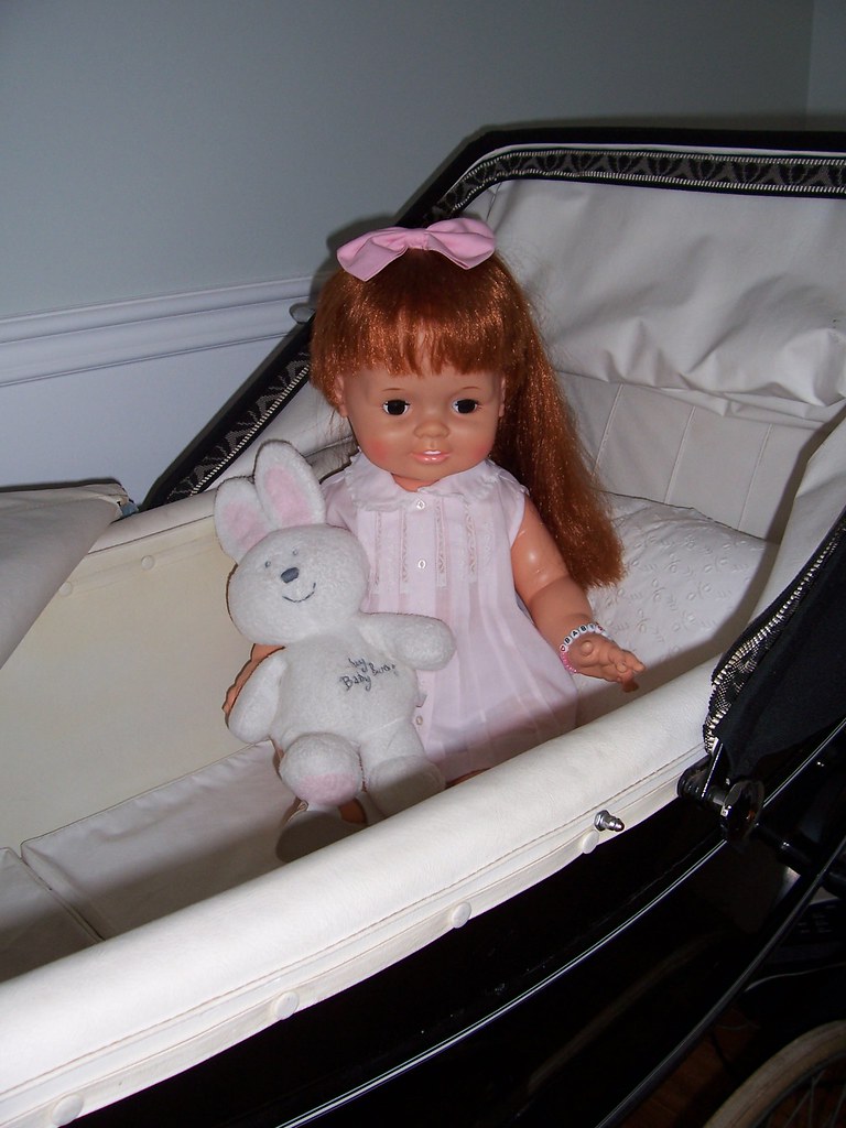 Vintage Baby Crissy doll in Marmet Lady pram Vintage Criss… Flickr