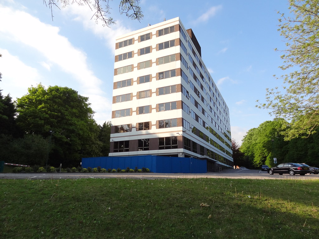 Regent House, Hubert Road, Brentwood [3] Regent House, is … Flickr