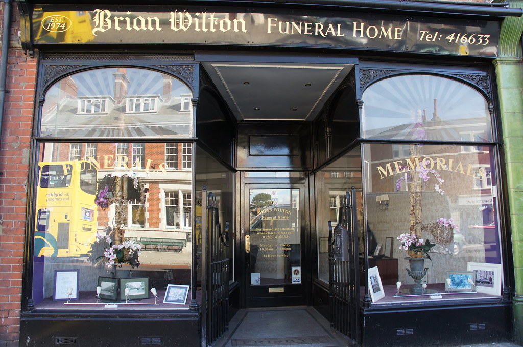 Brian Wilton Funeral Home, 7 Southbourne Grove, West South… Flickr
