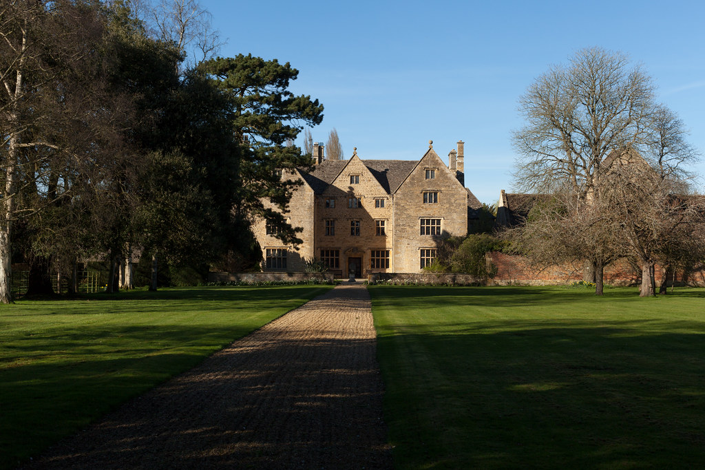 Manor House, Little Compton The Stones of Blood location… Flickr