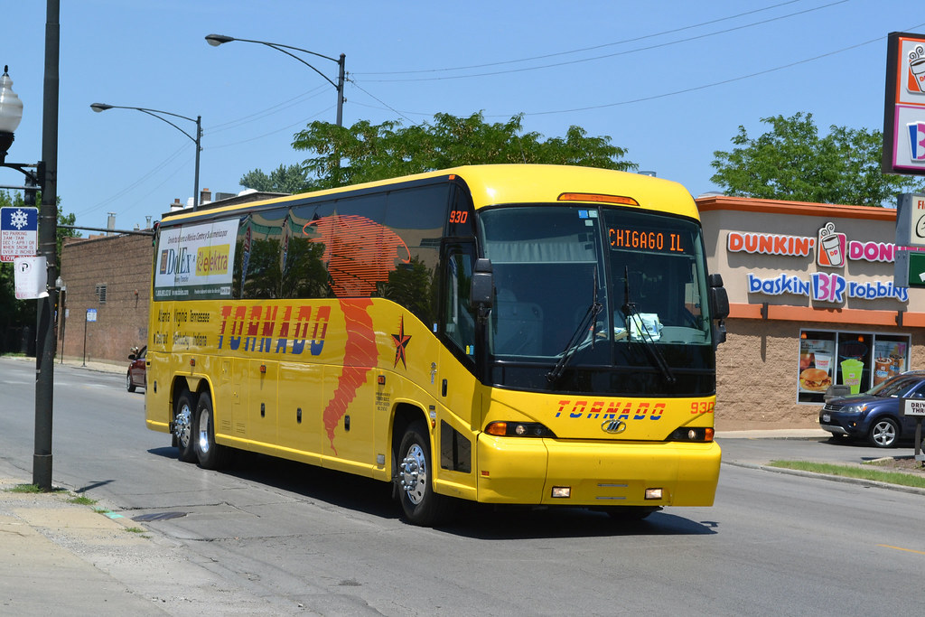 Flickriver Photoset 'Tornado Bus' by mbernero