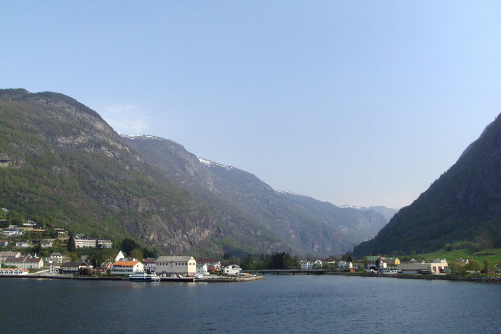 Norwegian towns on the Sognefjord. denisbin Flickr