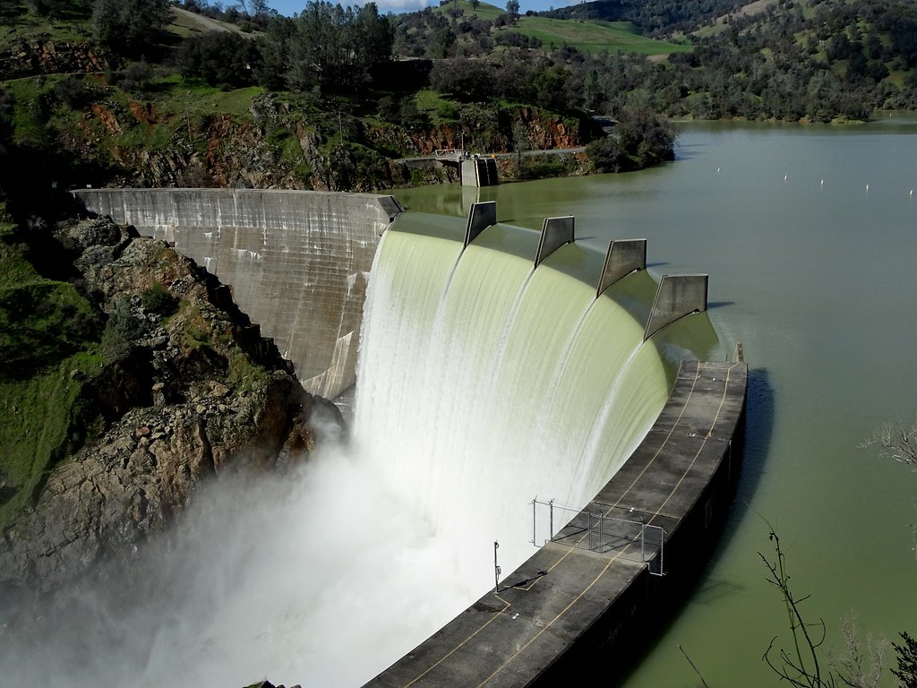 Englebright Dam Englebright Dam on Mooney Flat Rd, Nevada … Flickr