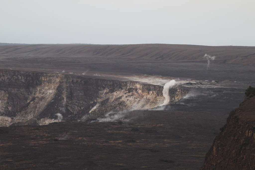 Halema'uma'u Crater Hawai'i Volcanoes National Park. Oahu.… Ed