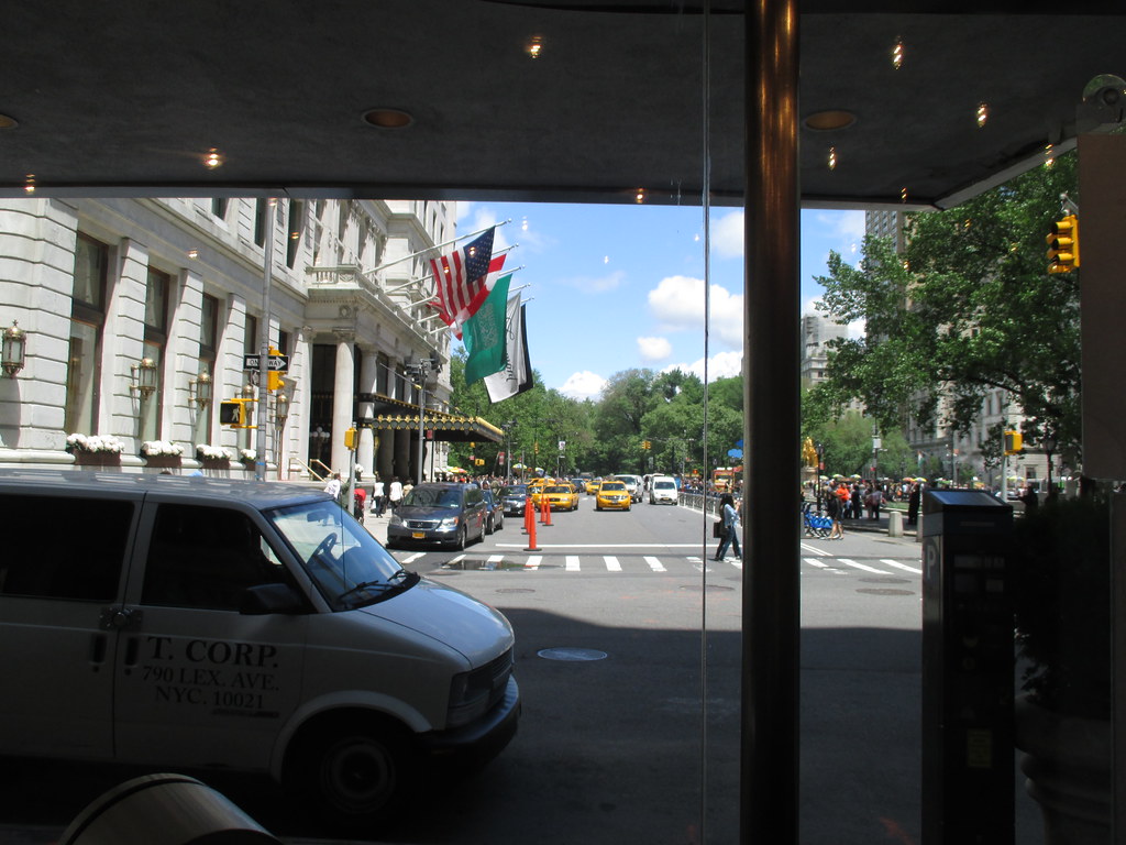 2014 Outside the Paris Theater near the Plaza Hotel 9880 Flickr