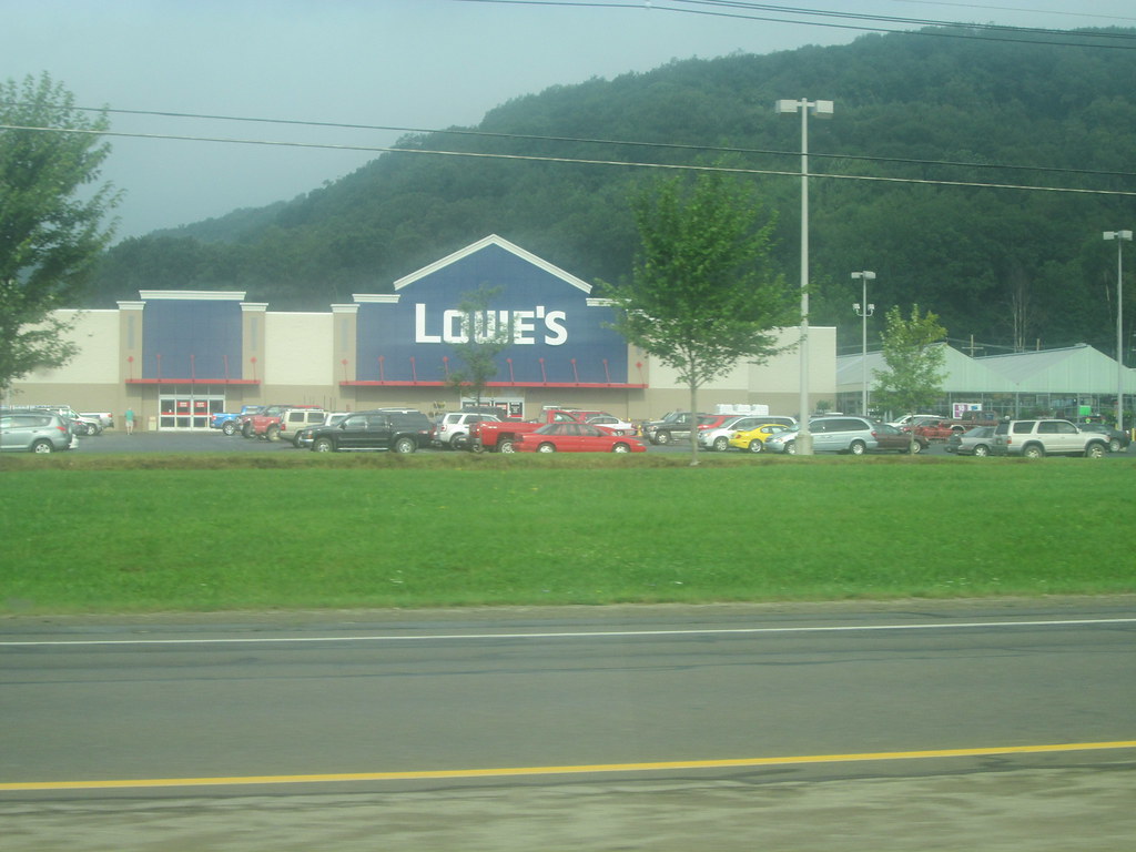 Lowe's Warren, PA Random Retail Flickr