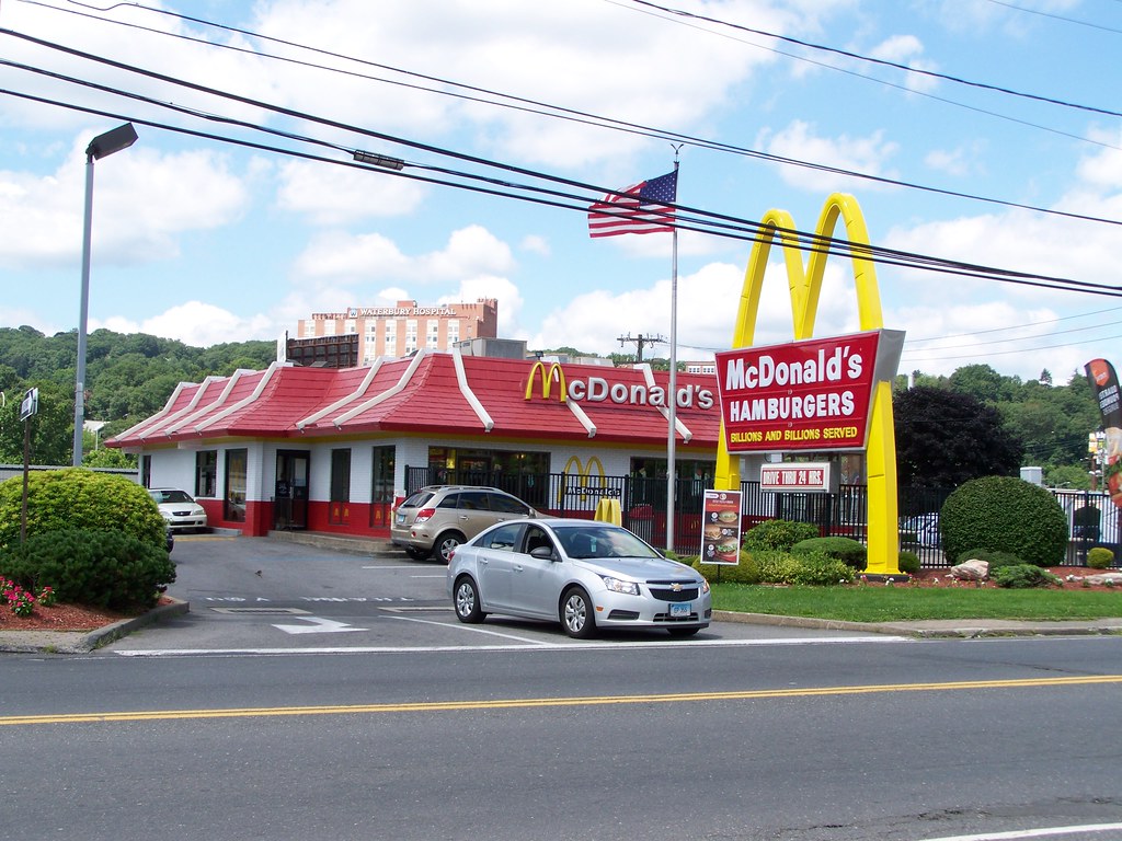 100_7855 45 Thomaston Avenue,Waterbury, Connecticut send… Flickr