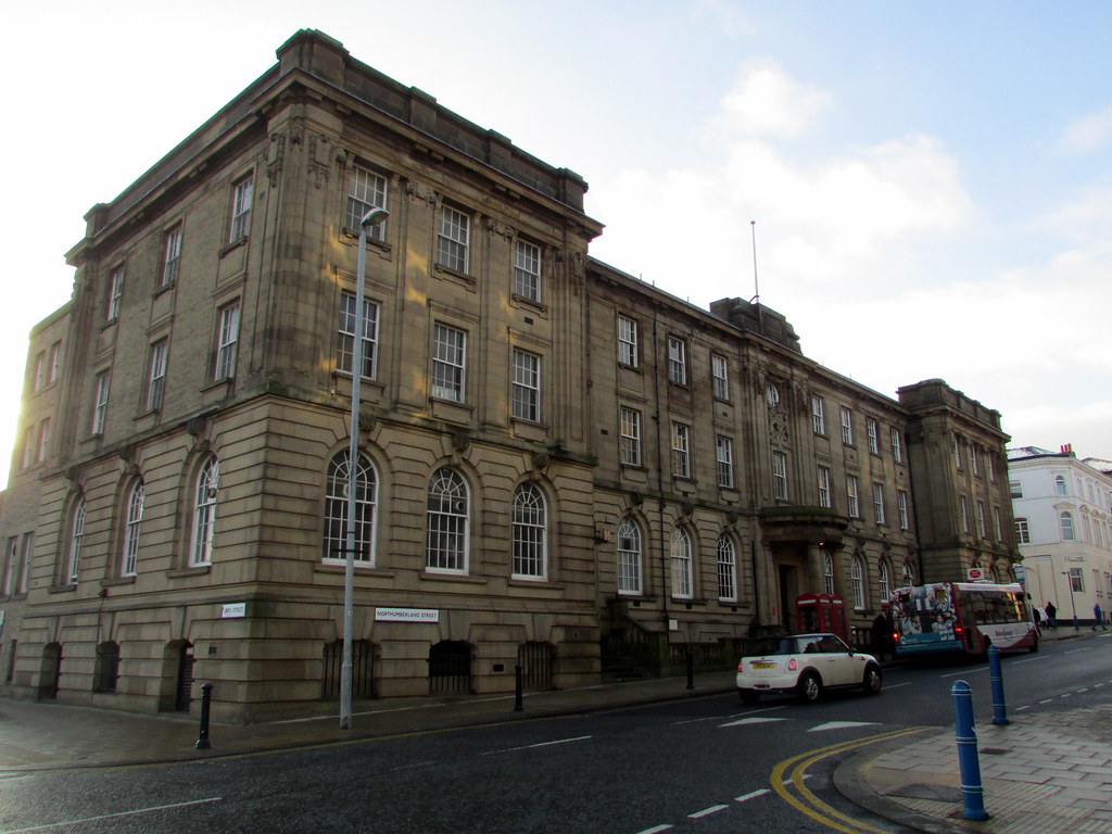 Huddersfield Post Office Northumberland Street, Huddersfie… Flickr