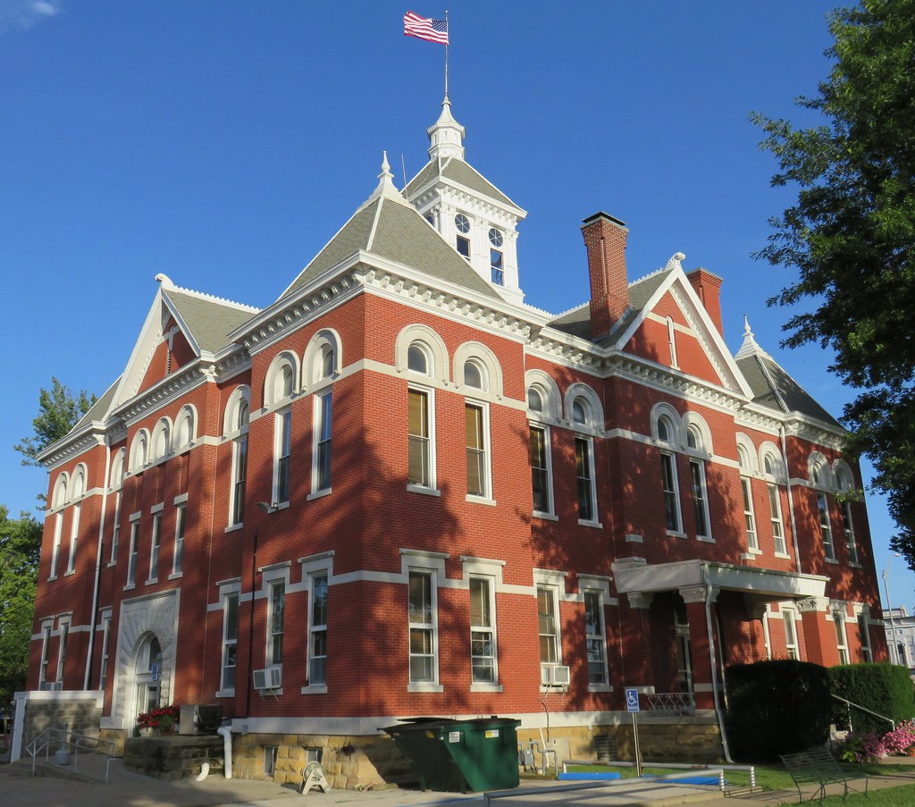 Woodson County Courthouse (Yates Center, Kansas) The Woods… Flickr