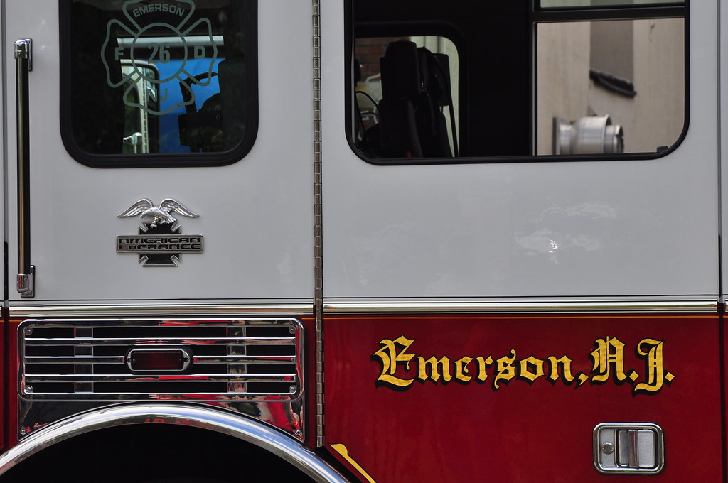 Emerson Volunteer Fire Department Engine 26 1998 American … Flickr