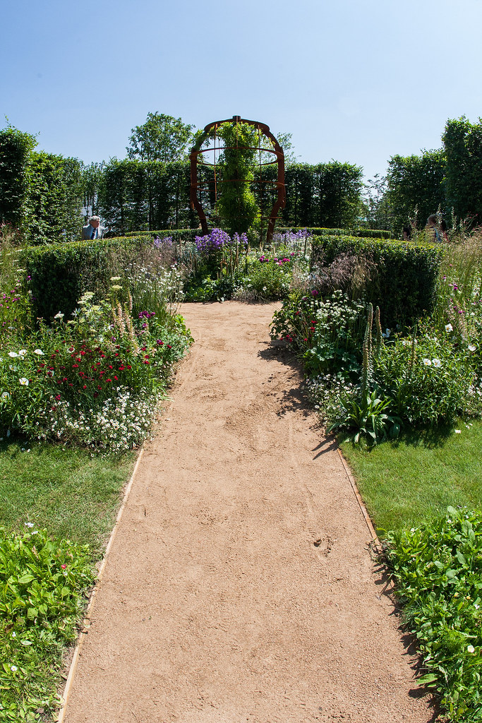 5T9W2772 The McCarthy and Stone Garden Sponsored by McCart… Flickr