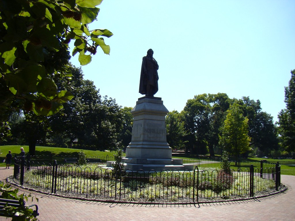 Flickriver Photoset 'Schiller Park' by DrBob317