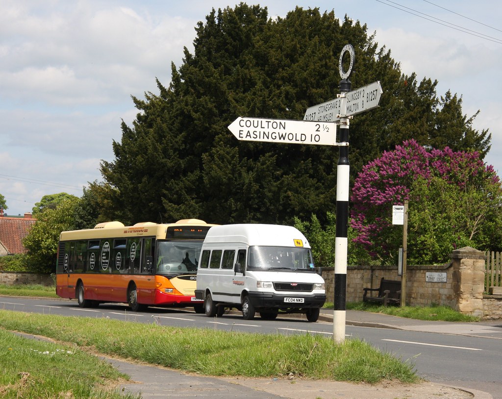 Stephensons of Easingwold FC04NWD & YN03UWD at Hovingham Flickr