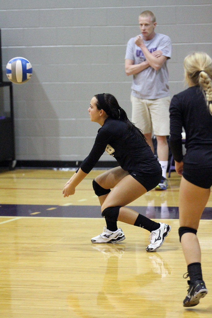 2013 UMHB Volleyball Scrimmage Flickr