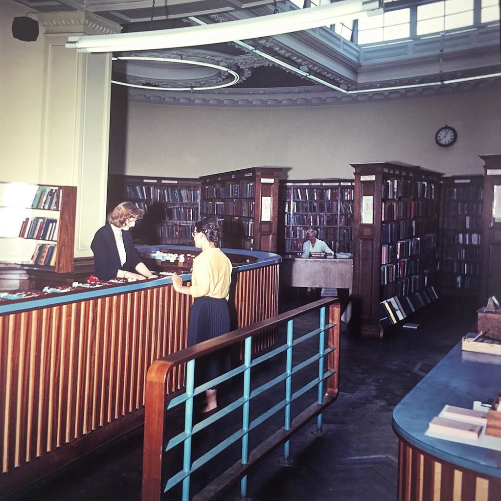 Luton Central Library, c.1958 EricGMeadows photocache (I… Flickr