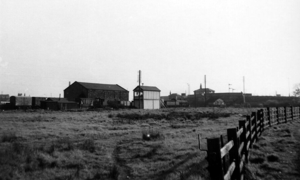 Lostock Hall Station a photo on Flickriver