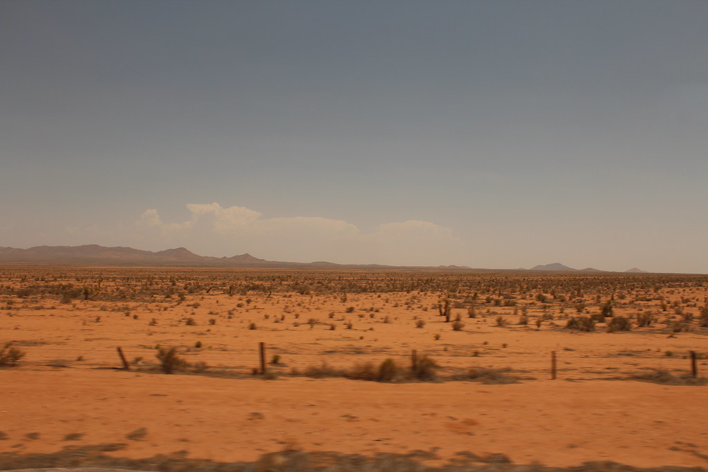Dusty Land The Arizonan desert, viewed from Amtrak's Sunse… Flickr