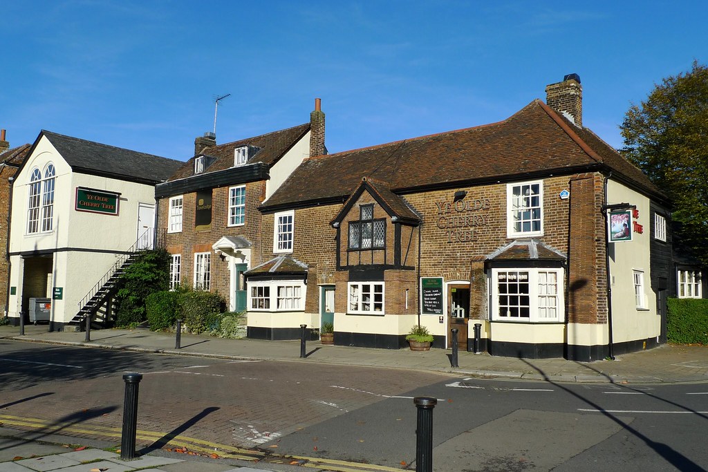 Ye Olde Cherry Tree, Southgate, N14 Attractive old pub ove… Flickr