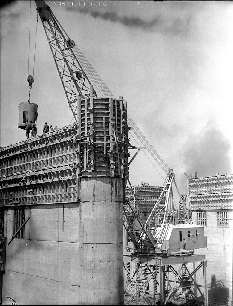 K0788 04/01/1936 PICKWICK DAM DAM CONSTRUCTION Tennessee Valley Authority Flickr