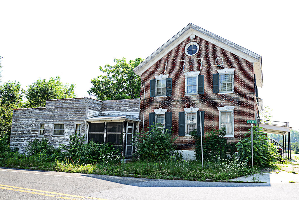 Hewitt's Store, Roadstown, New Jersey This is just a local… Flickr