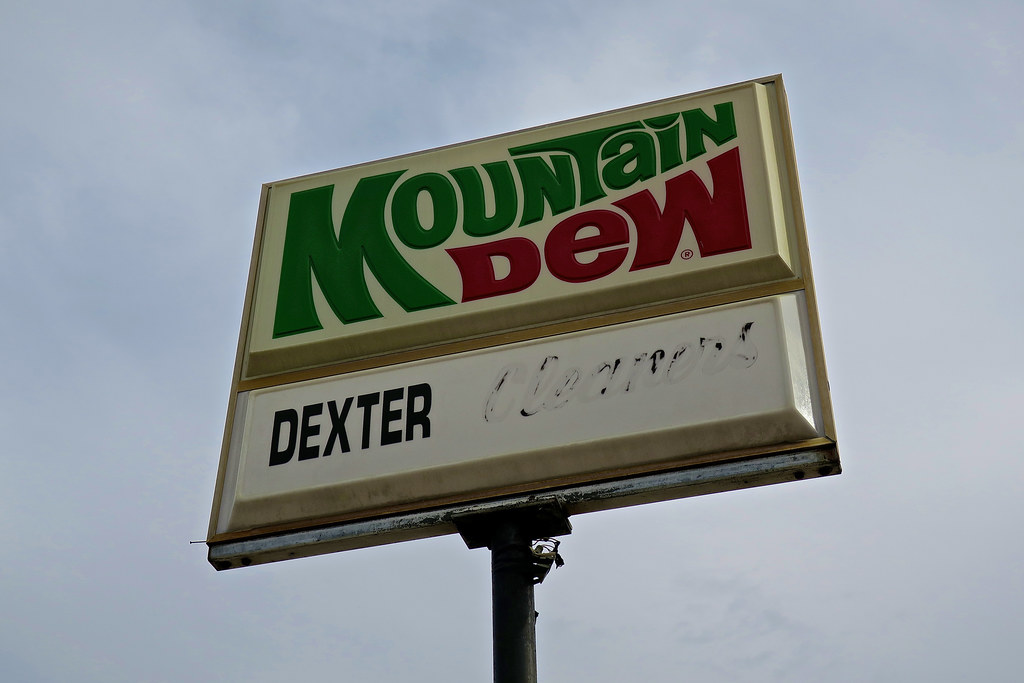 Dexter Cleaners, Dexter, MO Sign for Dexter Cleaners, Dext… Flickr