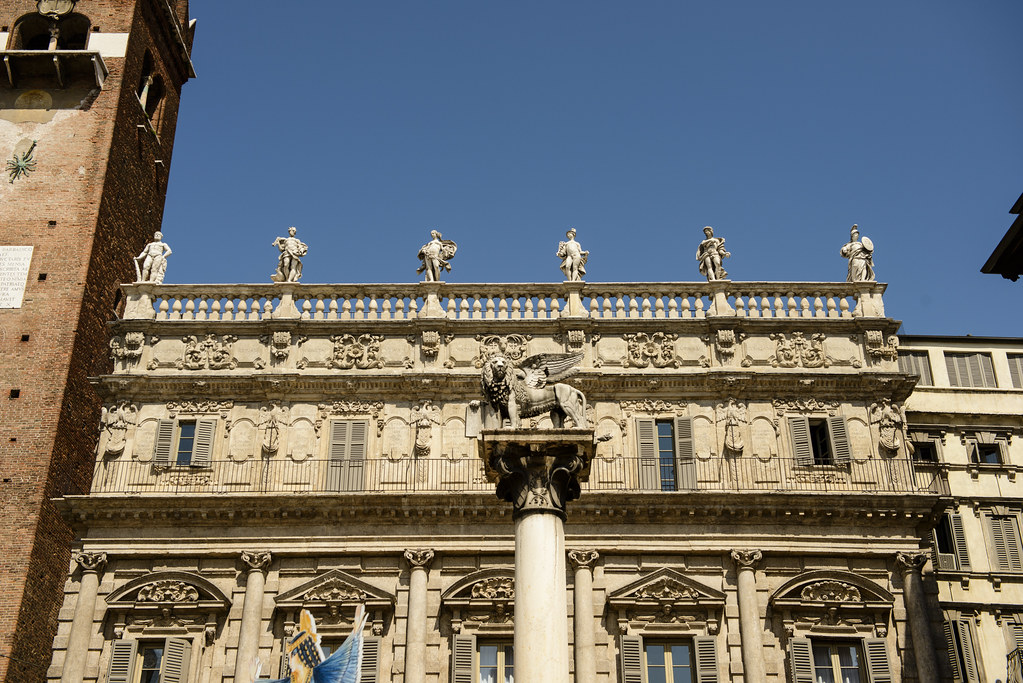 Piazza delle Erbe 4 Verona, Italy. Flickr