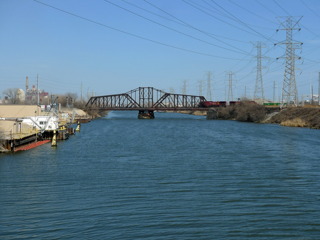 between the Town of Cicero and Garfield Ridge viewing nort… Flickr