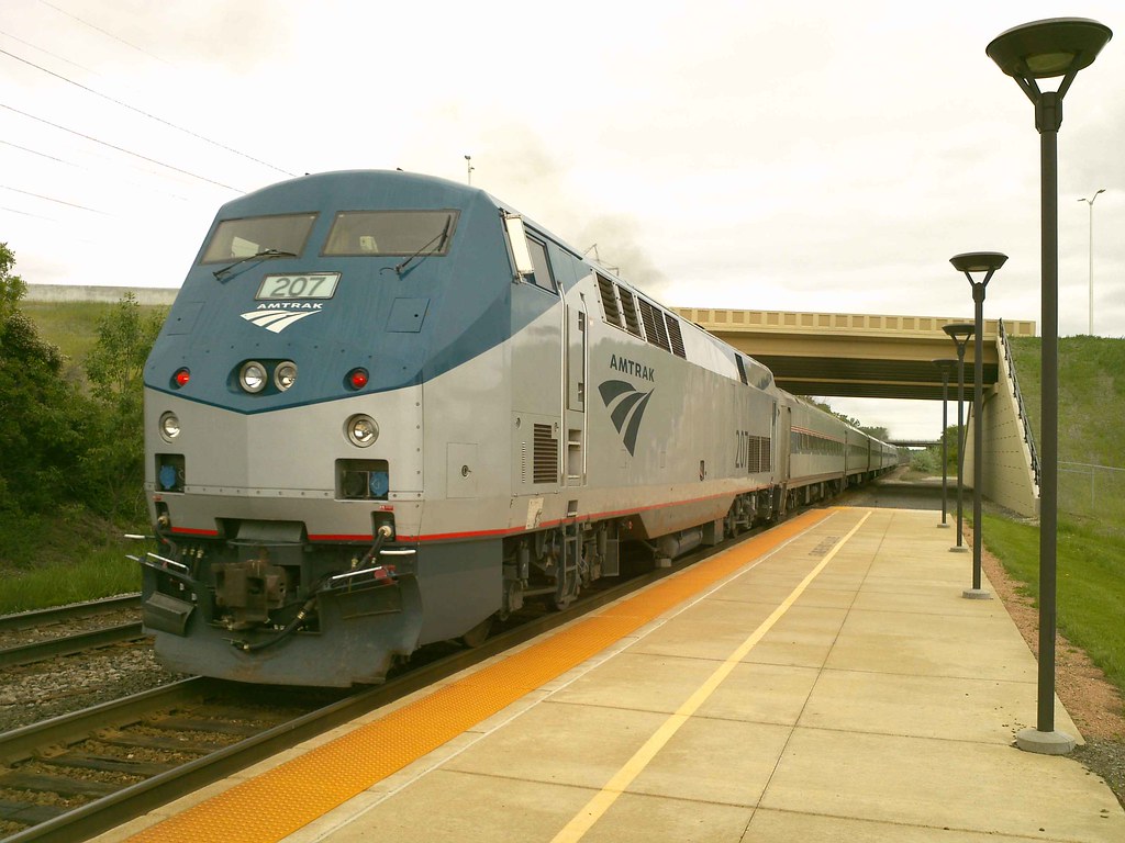 Amtrak milwaukee airport The local midday Hiawassee depart… Flickr