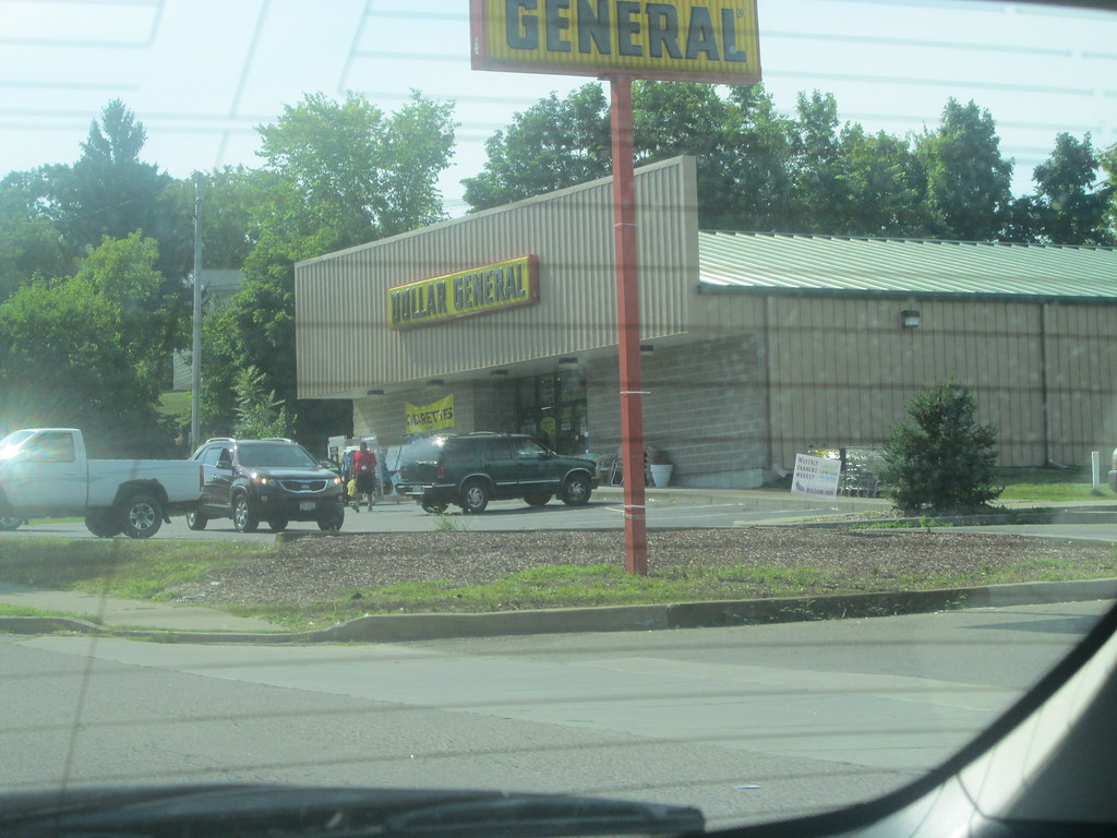 Dollar General a photo on Flickriver