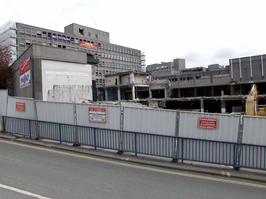 eastlake st 2 OLYMPUS DIGITAL CAMERA Roger Mechan Flickr